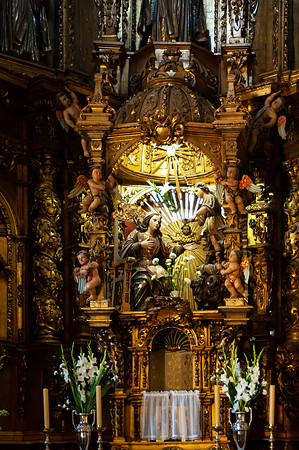 Alter inside the Convento Das Dominicus