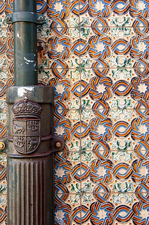 Drain Pipe with crest