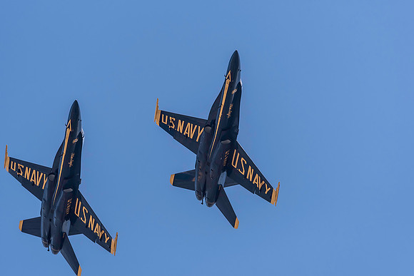 2 Blue Angel Solos Climbing