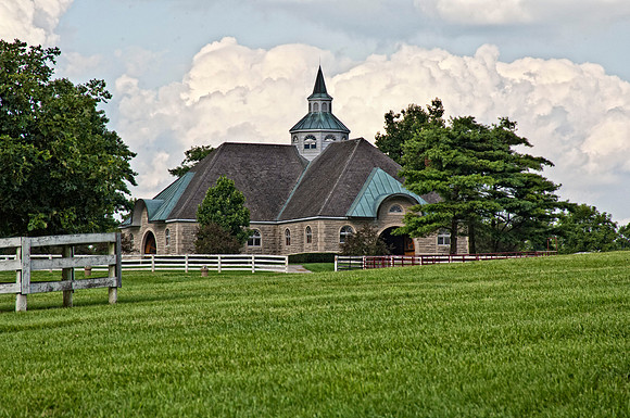 Brood Mare Barn at Donamire Farms