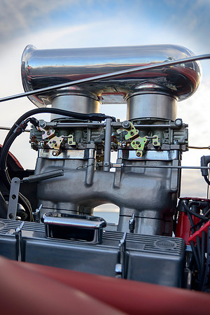 37 Chev Hot Rod engine