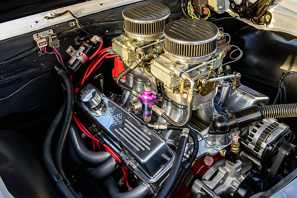 Dual Holley Carbs