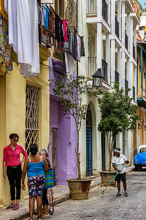 Havan Street scene