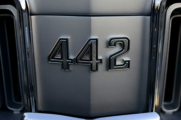442