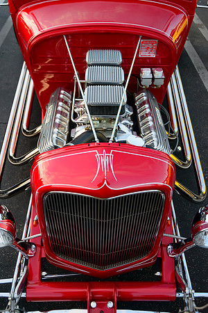 3 Duece Red Rod