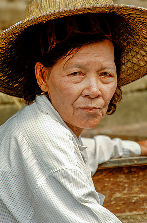 Floating Market Vender 4