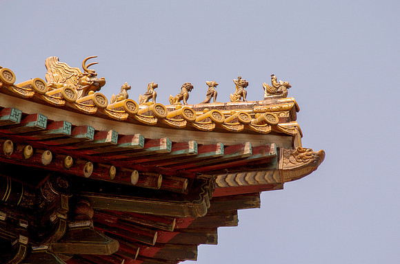 Ming Tombs corner roof figurines
