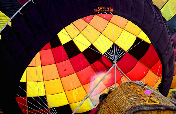 Heating up the air inside the Balloon 3