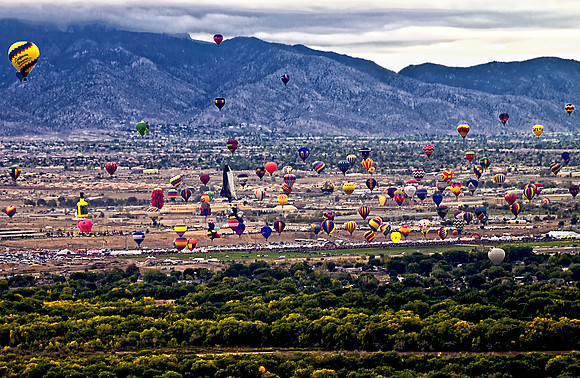 Mass Assention viewed from a Balloon 2