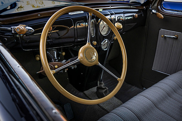 1937 Lincon Zepher Dash