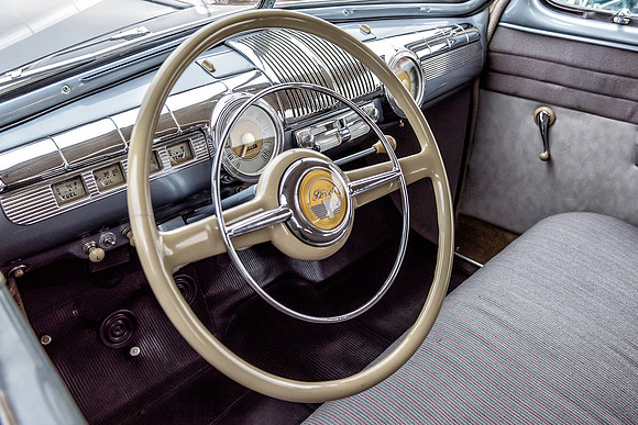 1948 Ford  dash
