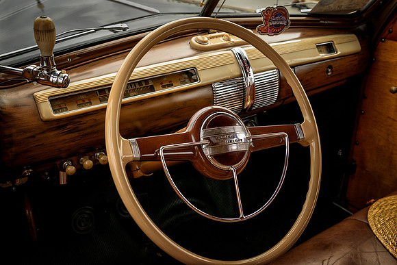 1941 Ford Woodie Dash
