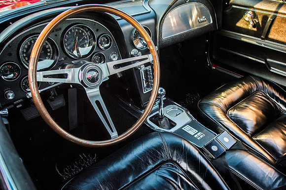 1965 Stingray cockpit